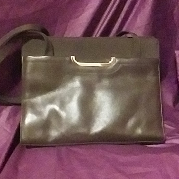 Jaclyn smith genuine leather with man made trim - Picture 3 of 13
